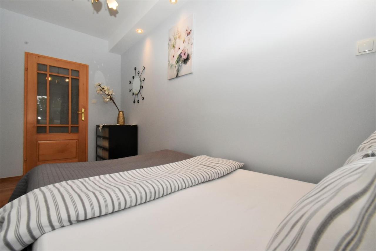 Rental Apartments Piwna Warschau Buitenkant foto
